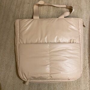 Beis Expandable Tote in Beige